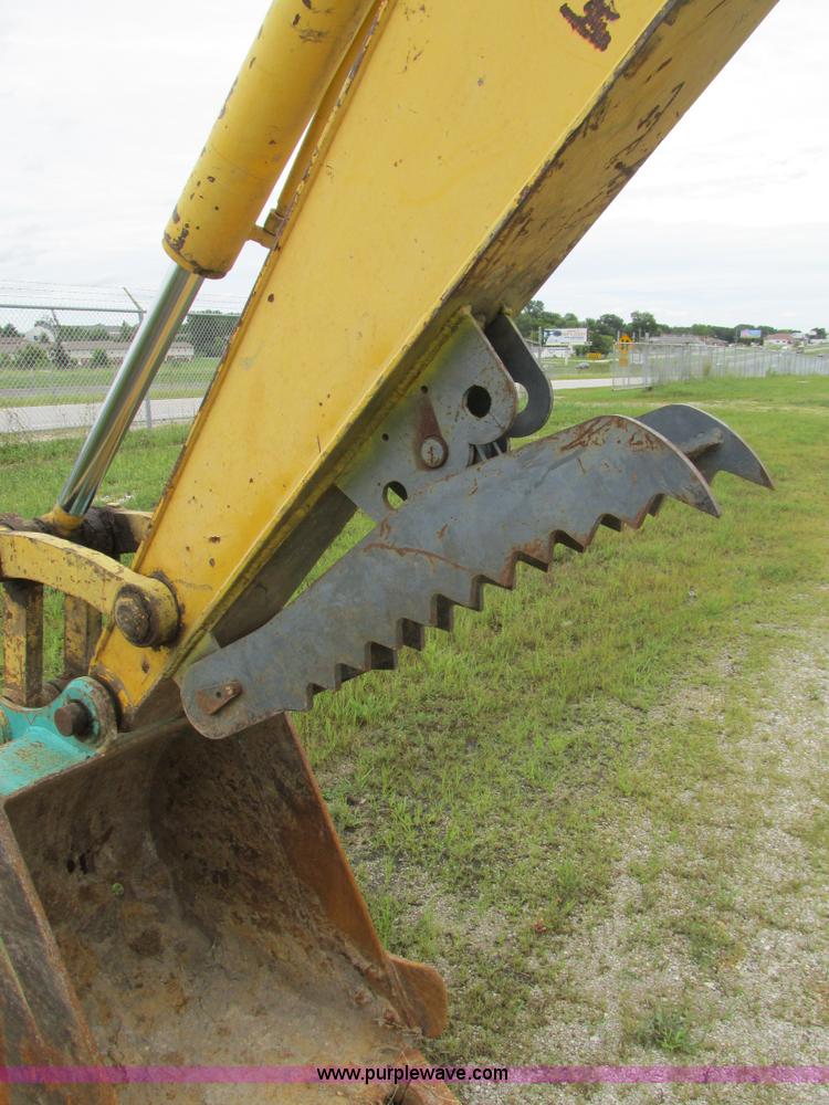 image for item K5128 2001 Komatsu PC60-7C mini excavator