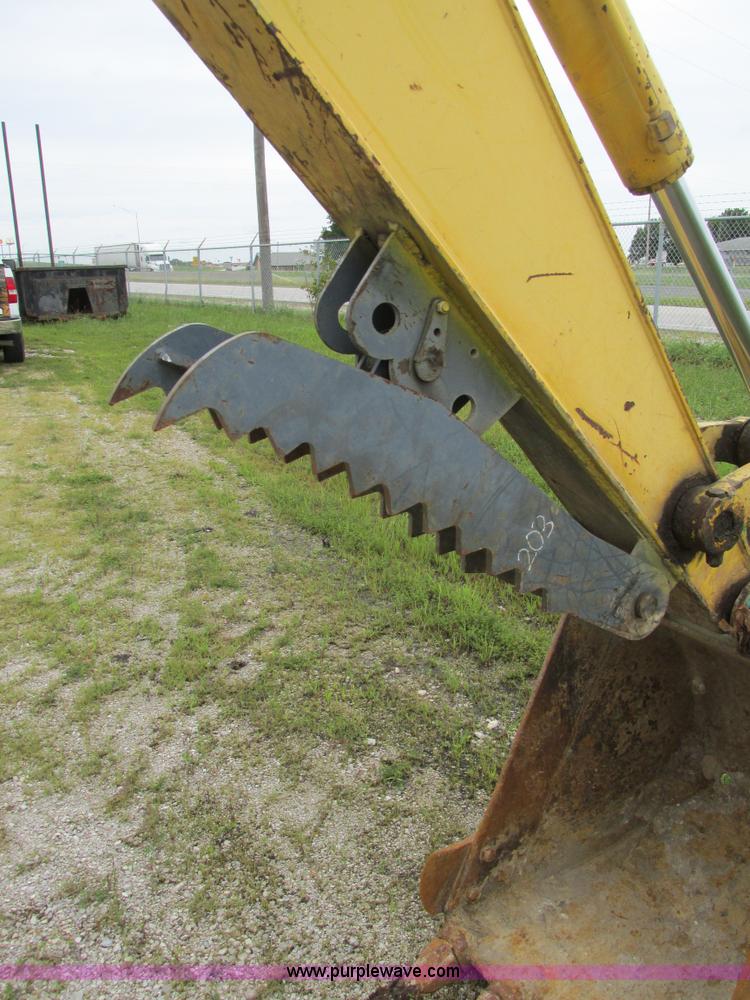 image for item K5128 2001 Komatsu PC60-7C mini excavator