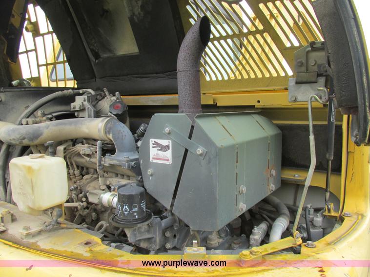 image for item K5128 2001 Komatsu PC60-7C mini excavator