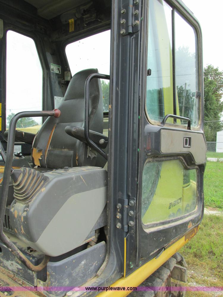 image for item K5128 2001 Komatsu PC60-7C mini excavator