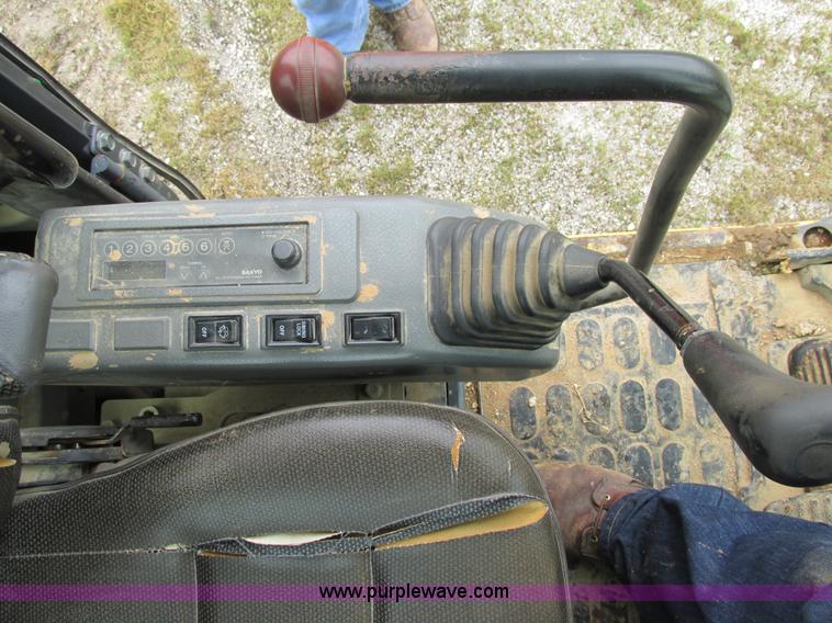 image for item K5128 2001 Komatsu PC60-7C mini excavator