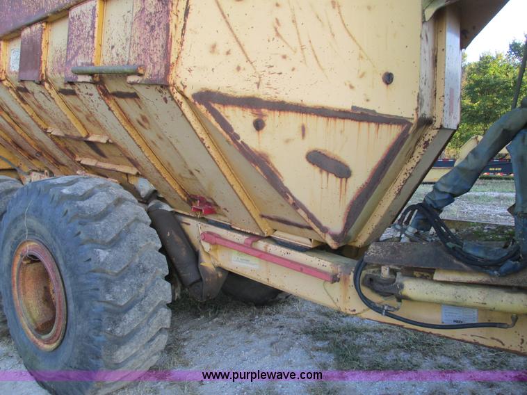image for item K5146 1995 Moxy MT30S-3 articulated dump truck