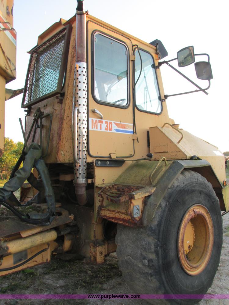 image for item K5146 1995 Moxy MT30S-3 articulated dump truck