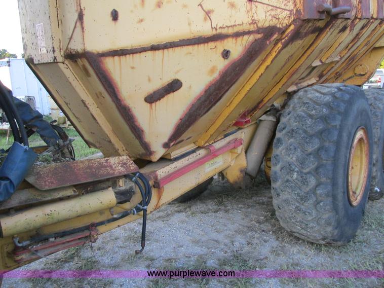 image for item K5146 1995 Moxy MT30S-3 articulated dump truck