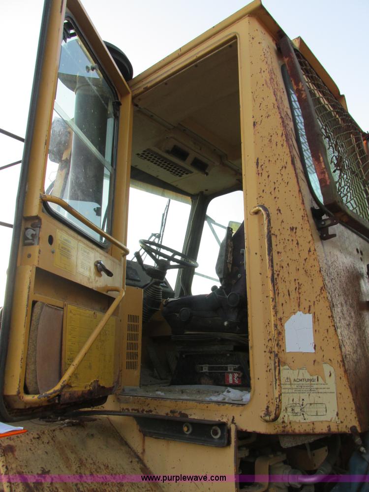 image for item K5146 1995 Moxy MT30S-3 articulated dump truck