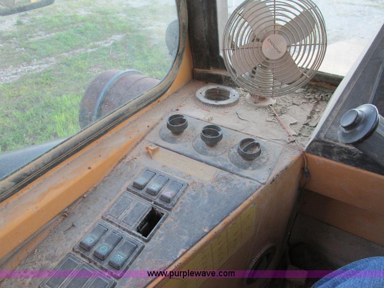 image for item K5146 1995 Moxy MT30S-3 articulated dump truck