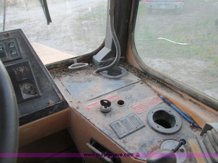 image for item K5146 1995 Moxy MT30S-3 articulated dump truck