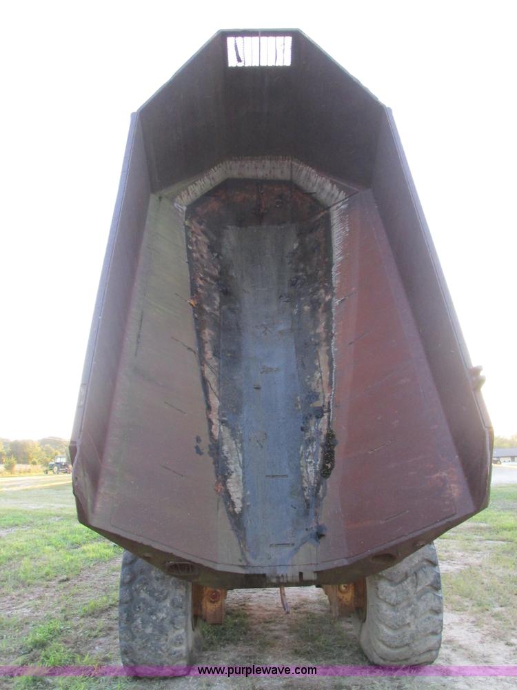 image for item K5146 1995 Moxy MT30S-3 articulated dump truck