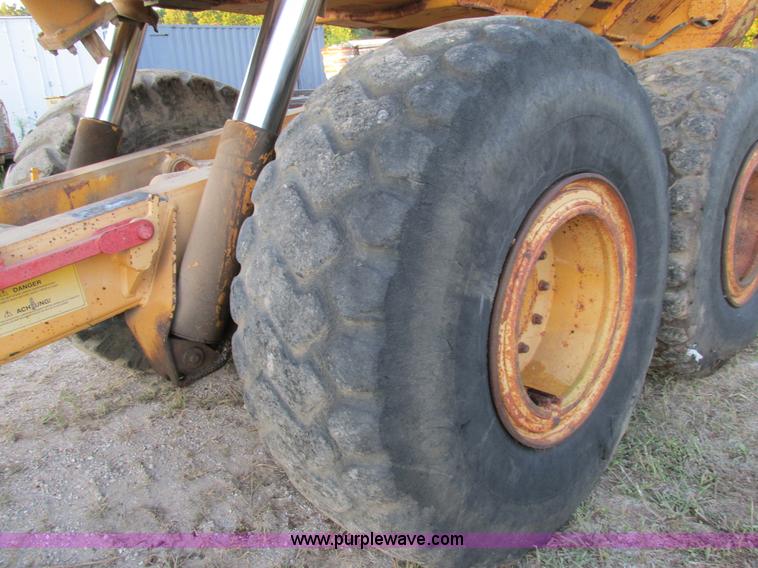 image for item K5146 1995 Moxy MT30S-3 articulated dump truck