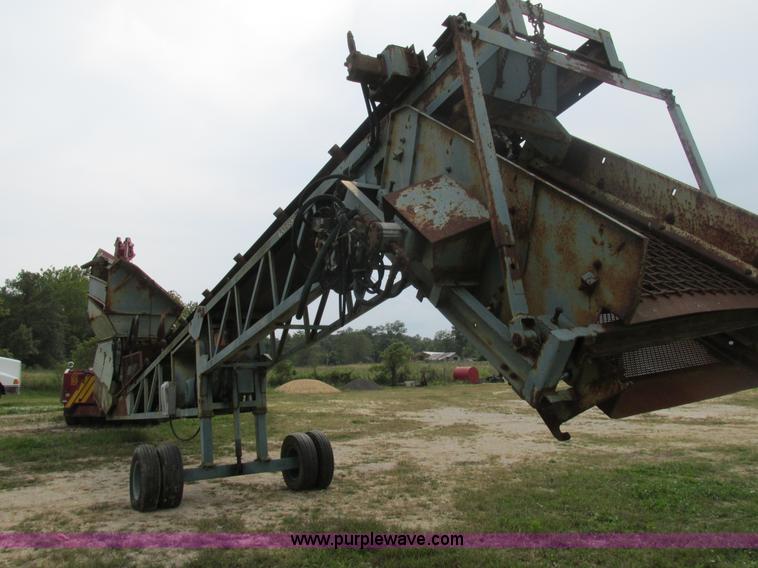 image for item K5164 Screen Machine power screen screen plant