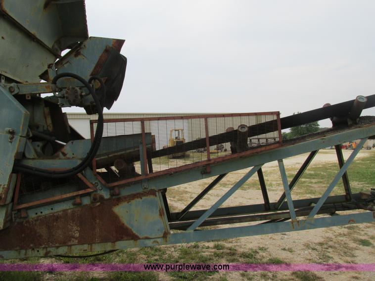 image for item K5164 Screen Machine power screen screen plant