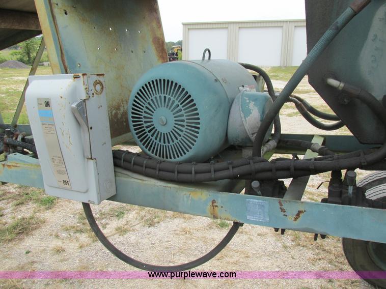 image for item K5164 Screen Machine power screen screen plant