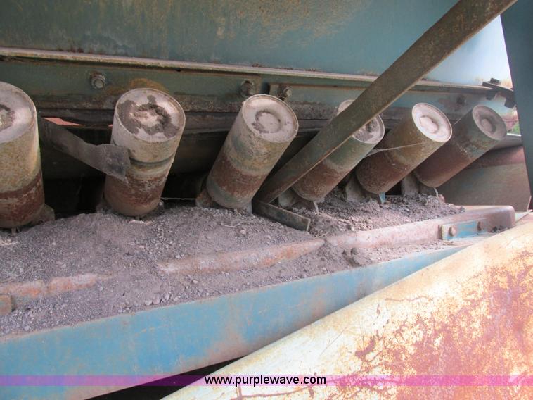 image for item K5164 Screen Machine power screen screen plant