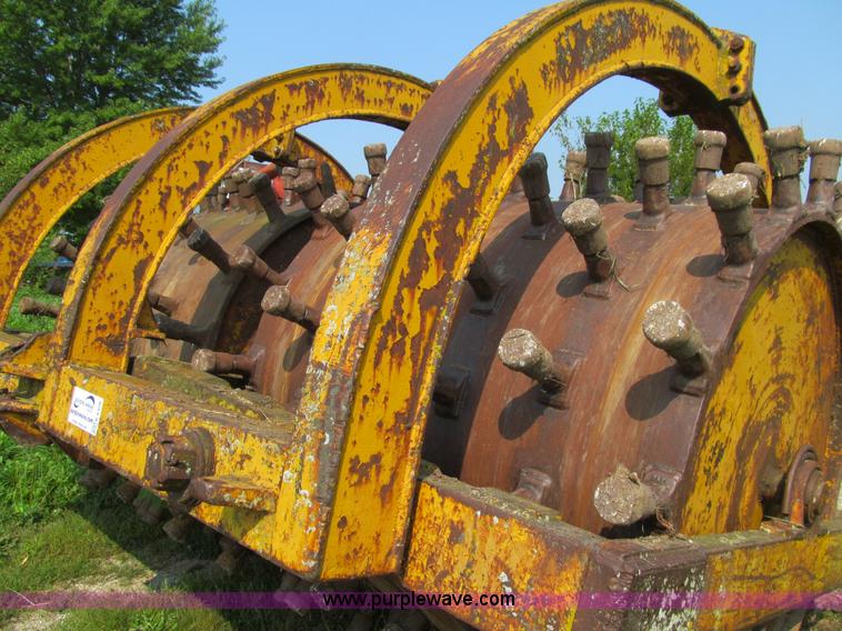 image for item K6328 Double drum padfoot compactor