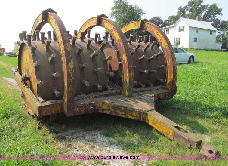 image for item K6328 Double drum padfoot compactor