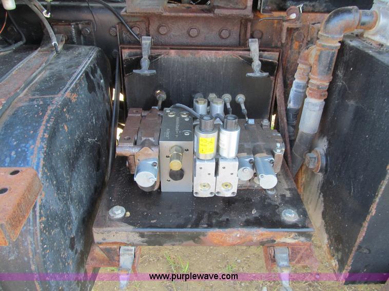 image for item K6329 1995 Ford LN8000 municipal live bottom dump truck