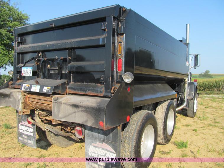 image for item K6329 1995 Ford LN8000 municipal live bottom dump truck