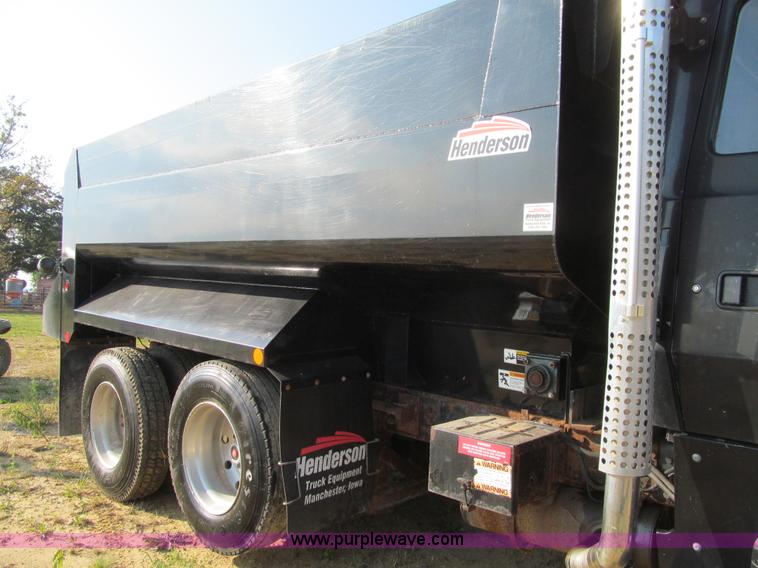 image for item K6329 1995 Ford LN8000 municipal live bottom dump truck