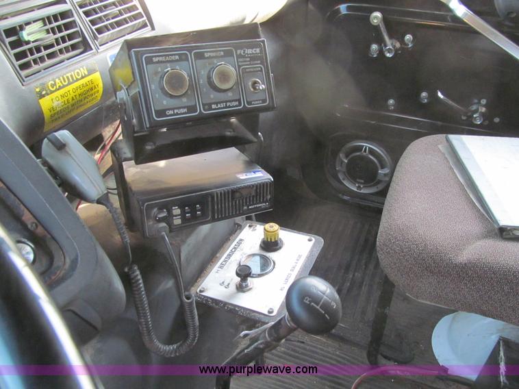 image for item K6329 1995 Ford LN8000 municipal live bottom dump truck