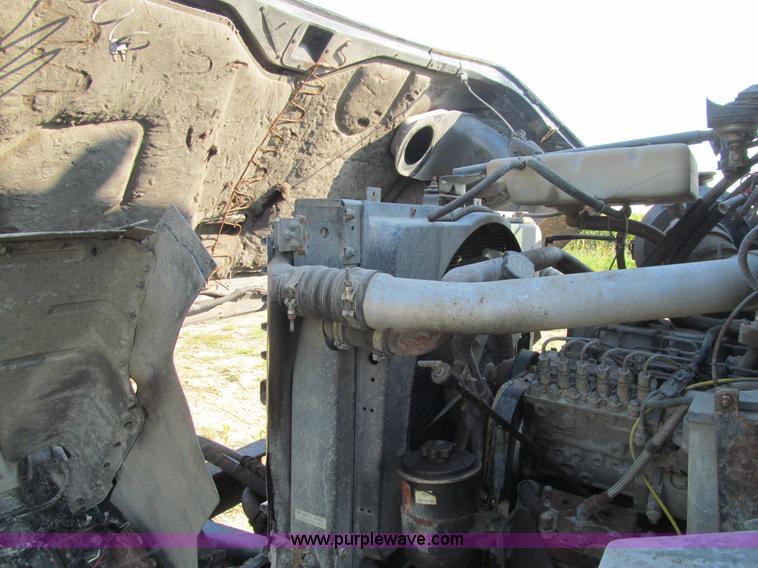 image for item K6329 1995 Ford LN8000 municipal live bottom dump truck