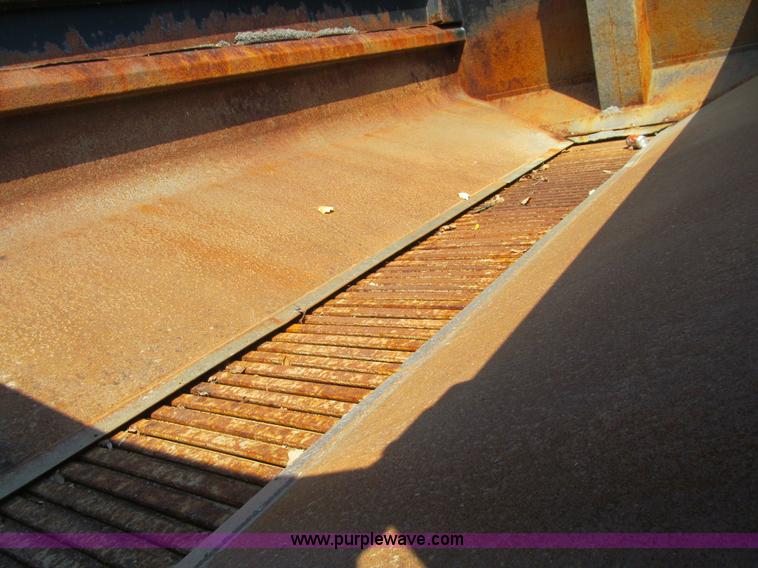 image for item K6329 1995 Ford LN8000 municipal live bottom dump truck