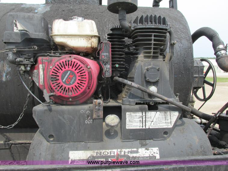 image for item K6618 2000 Ford F450 Super Duty flatbed truck