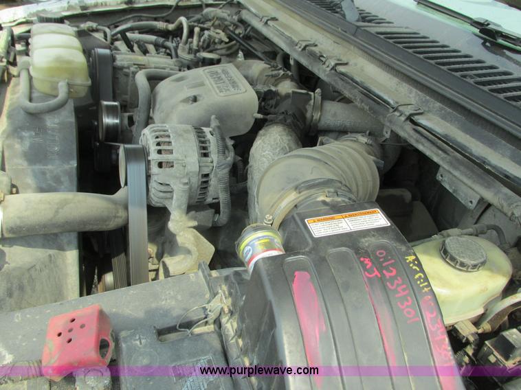 image for item K6618 2000 Ford F450 Super Duty flatbed truck