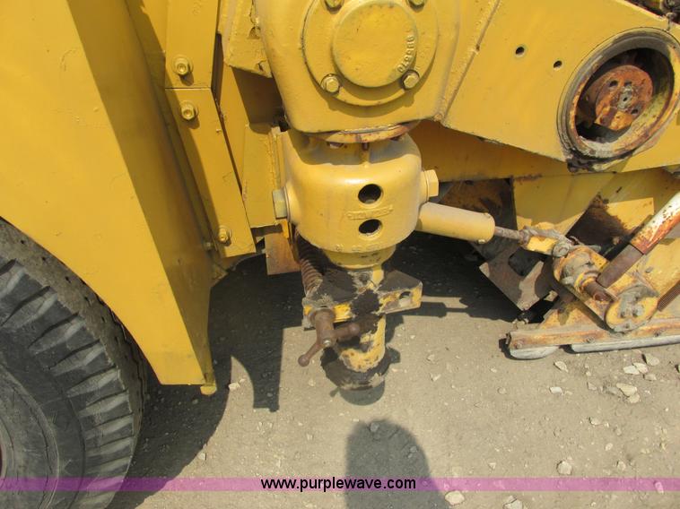 image for item K6622 Elgin White Wing sweeper