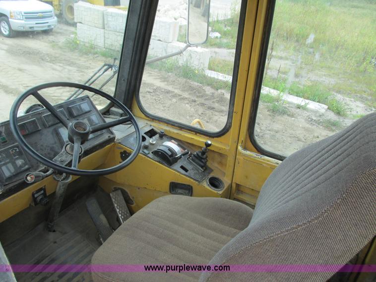 image for item K6623 Moxy MT30S haul truck