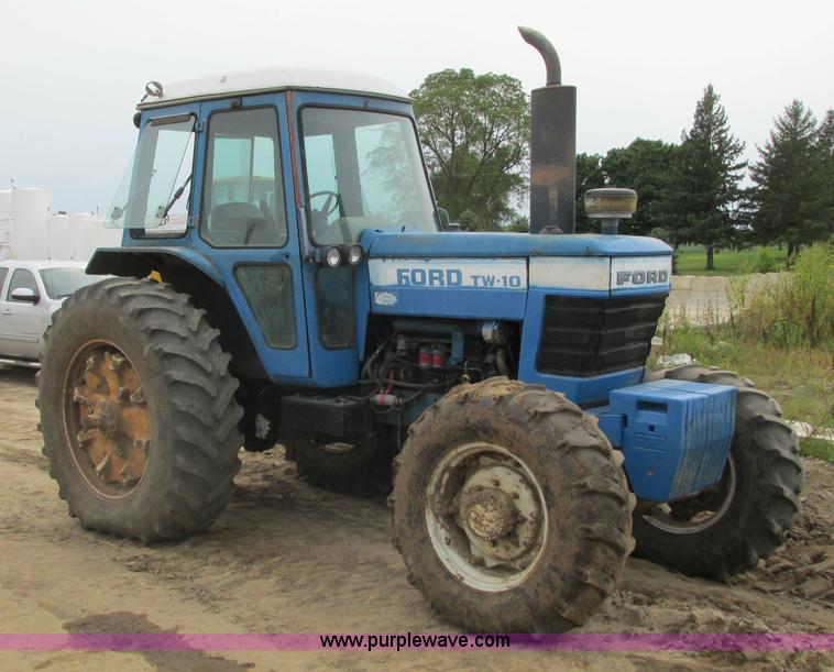 image for item K6624 Ford TW-10 MFWD tractor