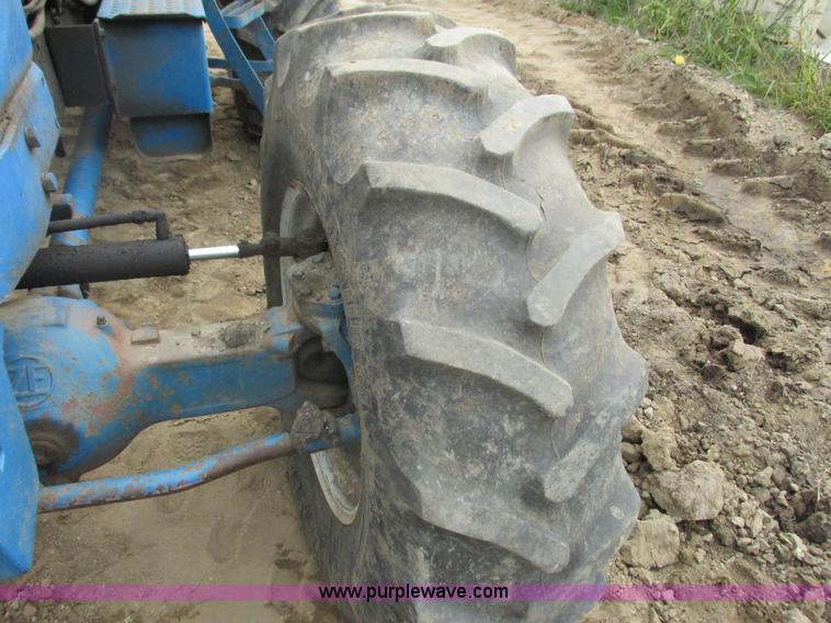 image for item K6624 Ford TW-10 MFWD tractor