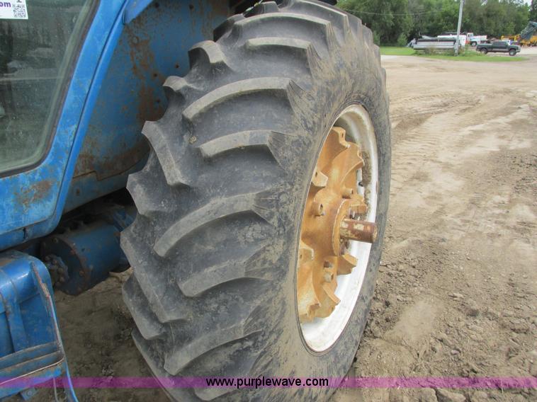 image for item K6624 Ford TW-10 MFWD tractor