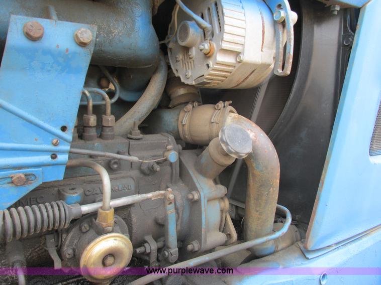 image for item K6624 Ford TW-10 MFWD tractor