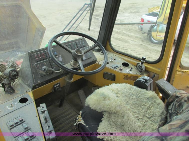 image for item K6625 Moxy MT30S-3 haul truck