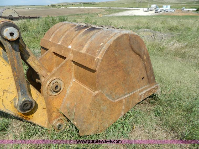 image for item K8173 1994 John Deere 690E LC excavator