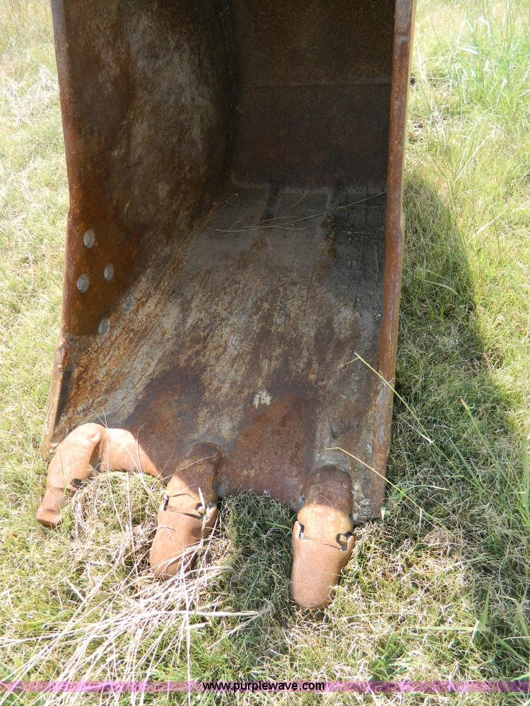 image for item K8173 1994 John Deere 690E LC excavator