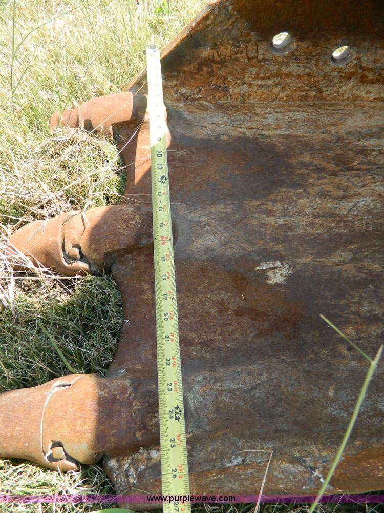 image for item K8173 1994 John Deere 690E LC excavator