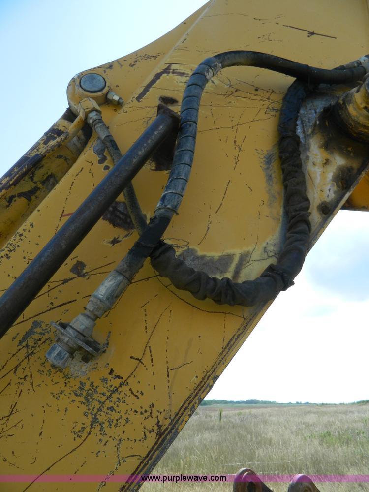 image for item K8173 1994 John Deere 690E LC excavator