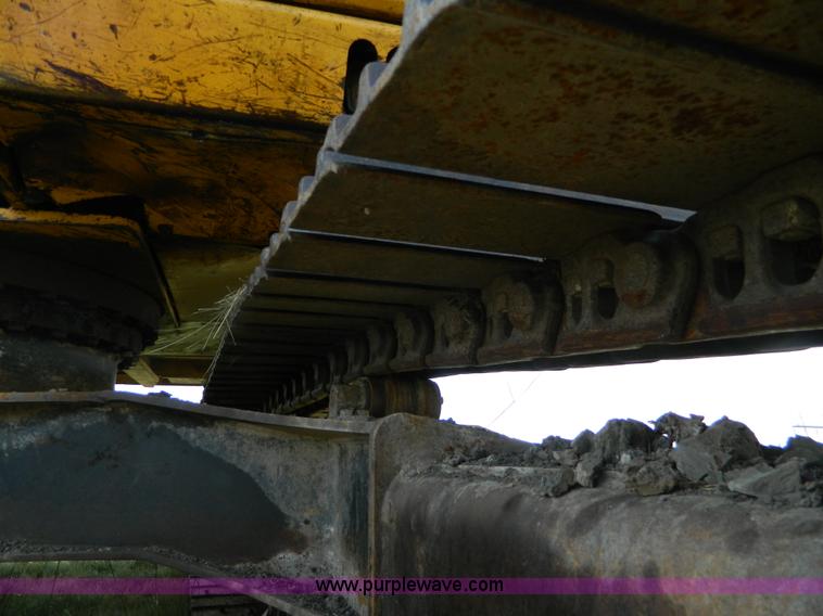 image for item K8173 1994 John Deere 690E LC excavator