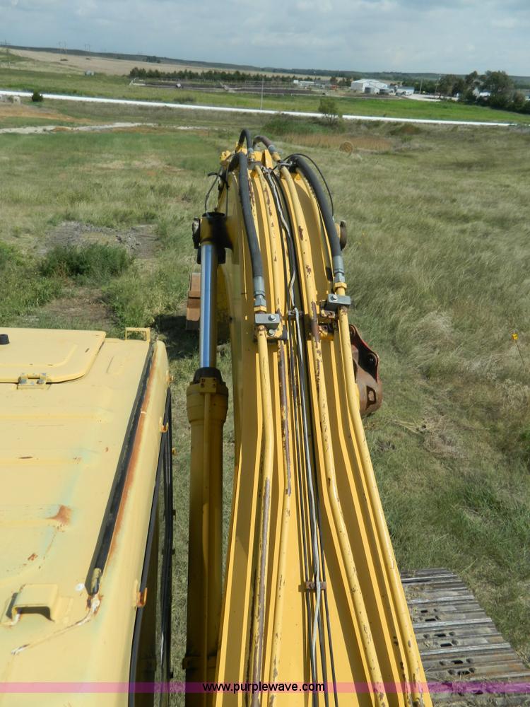 image for item K8173 1994 John Deere 690E LC excavator