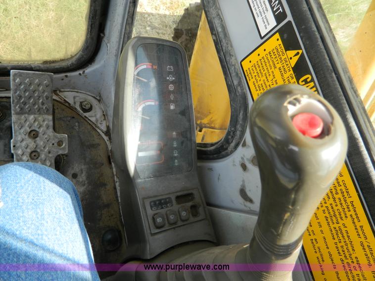 image for item K8173 1994 John Deere 690E LC excavator