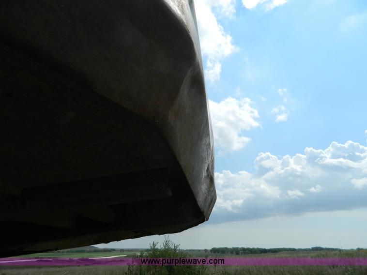 image for item K8173 1994 John Deere 690E LC excavator