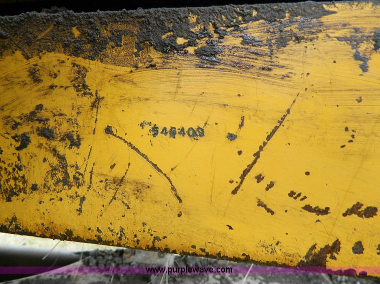 image for item K8173 1994 John Deere 690E LC excavator