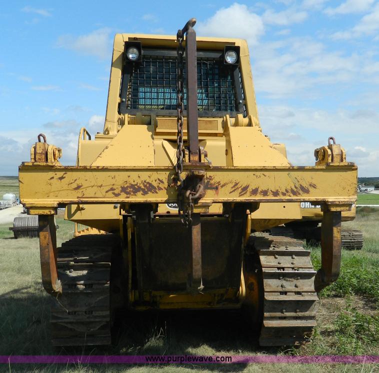 image for item K8174 1989 John Deere 850B dozer