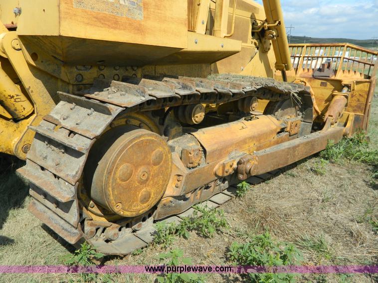 image for item K8174 1989 John Deere 850B dozer