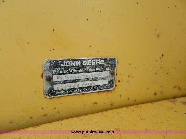 image for item K8174 1989 John Deere 850B dozer