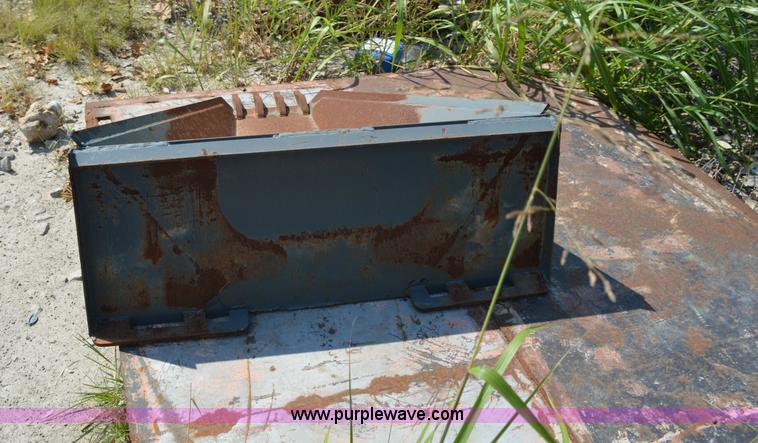 image for item L2751 Skid steer root bucket