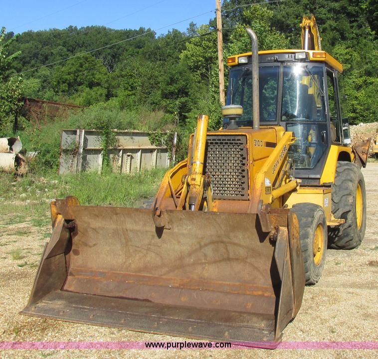 image for item L4049 1991 John Deere 310D backhoe