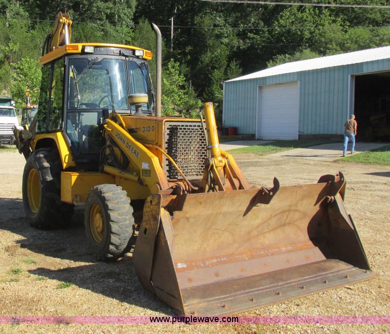 image for item L4049 1991 John Deere 310D backhoe