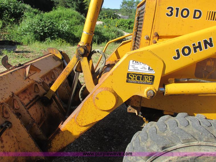 image for item L4049 1991 John Deere 310D backhoe